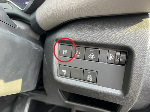 C5 AIRCROSS PLUG-IN HYBRID の給油口