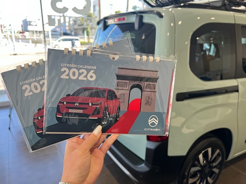 カレンダー届きました★