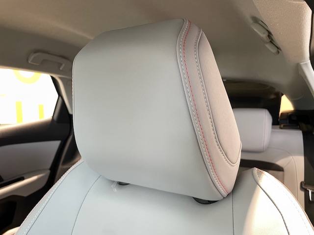 NEW C4 HYBRID　アドバンストコンフォートシート