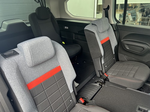 BERLINGO   ＼7つの使いやすさ／   ①～③