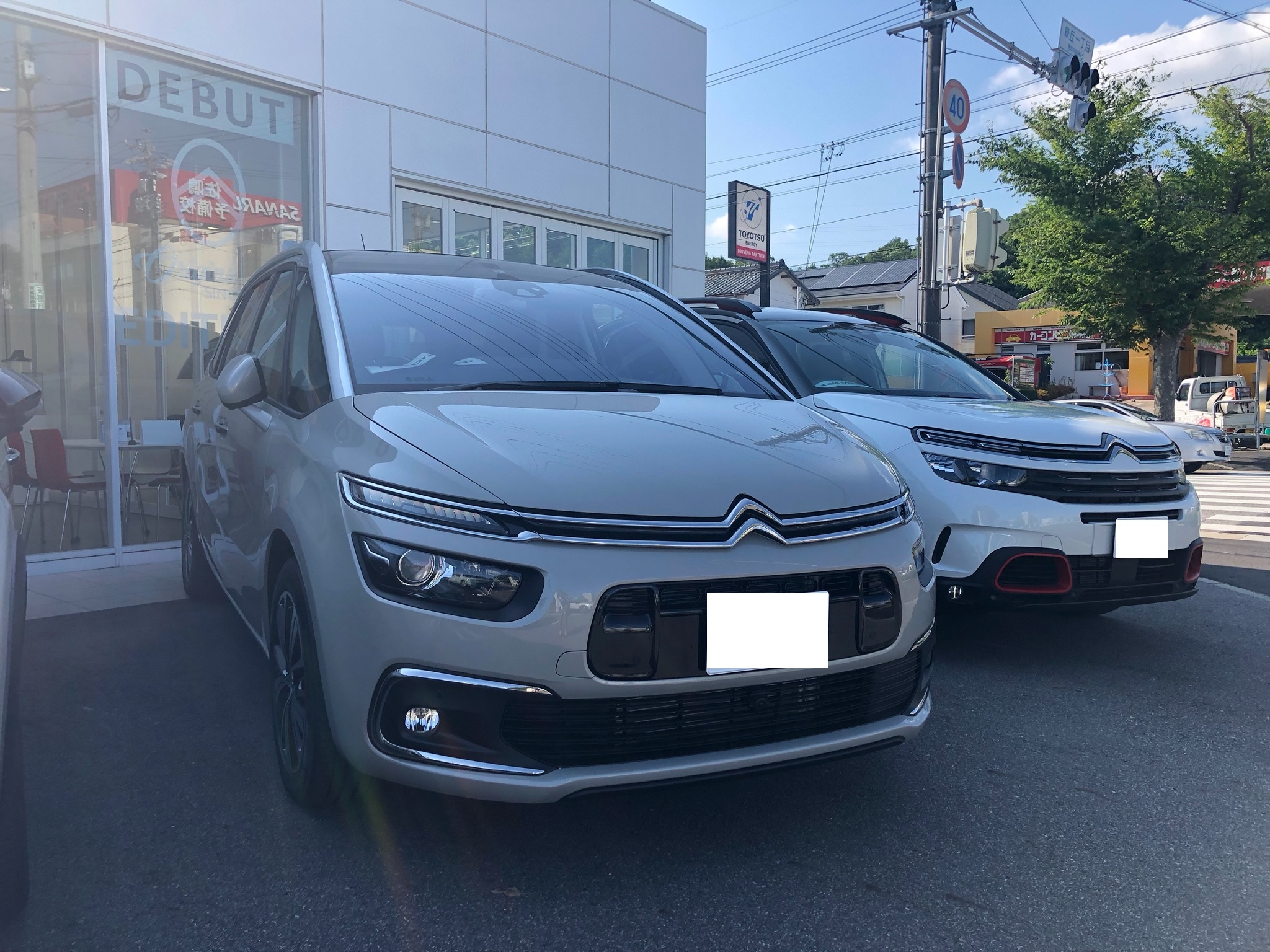 GC4ST SHINE B.HDi 8AT試乗車