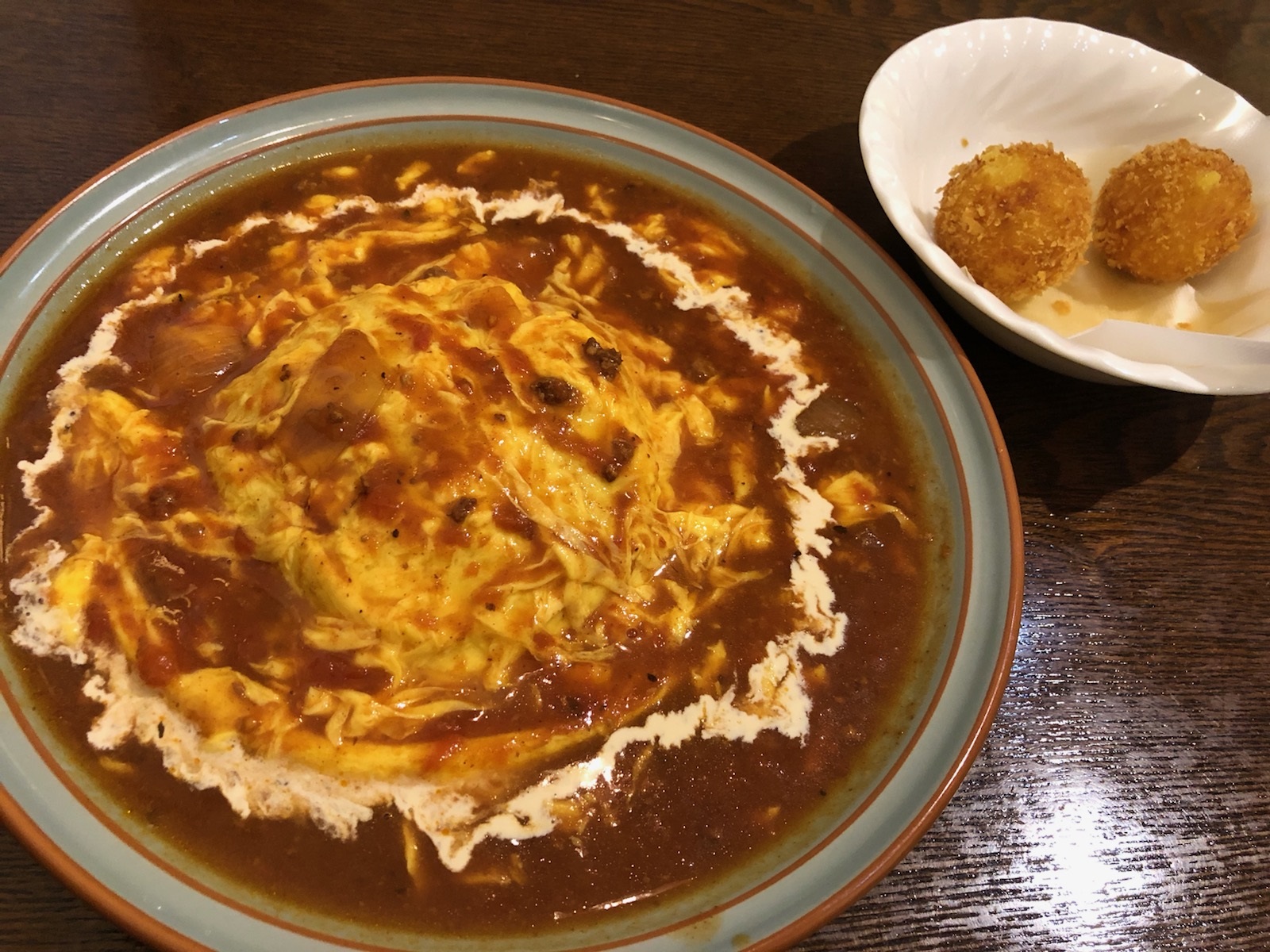 ショールーム近くのごはん屋さん①