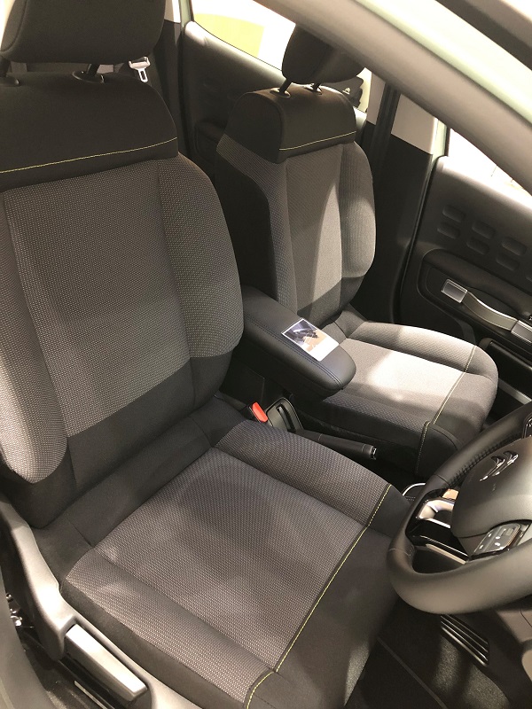 展示車のご案内～C3②～