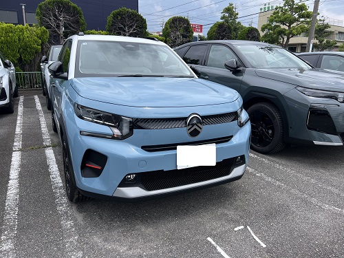 NEW試乗車★ë-C3