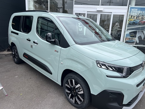 BERLINGO LONG即納車可能です☺